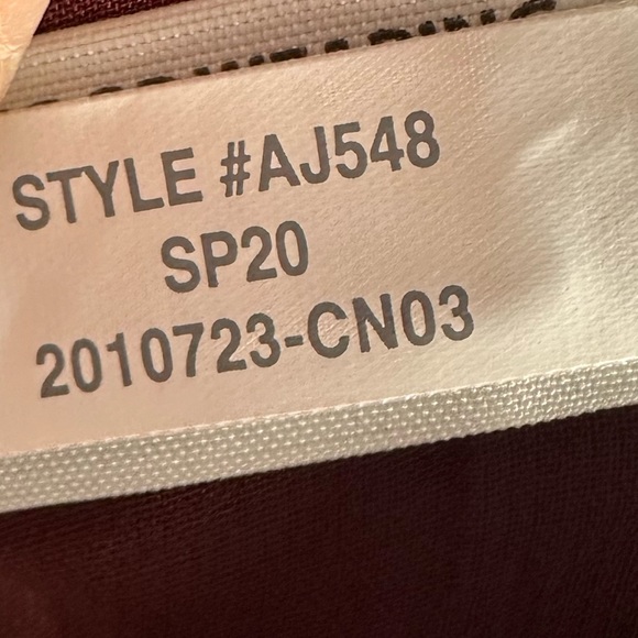 Madewell long-sleeve crossover floral midi dress 8 - Picture 15 of 15